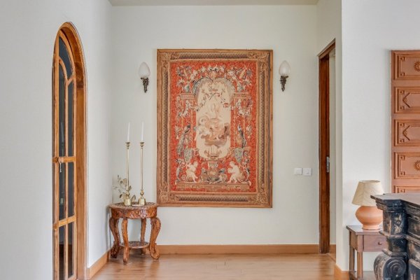 Image Title Goes Here